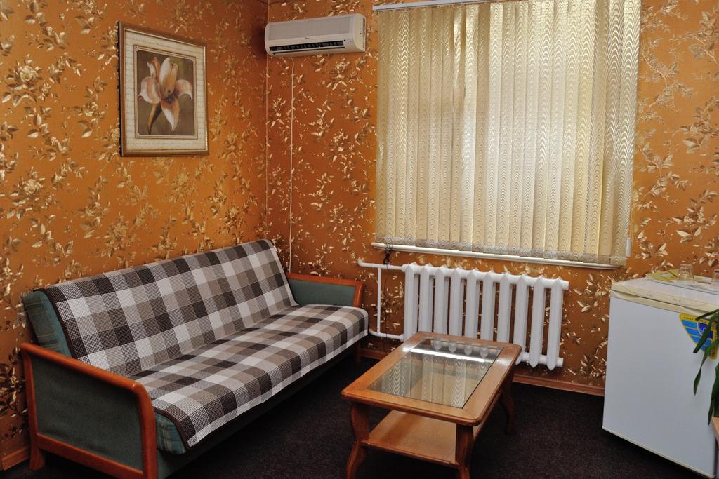 Zolota Pidkova Bed & Breakfast Kovel' Exterior photo
