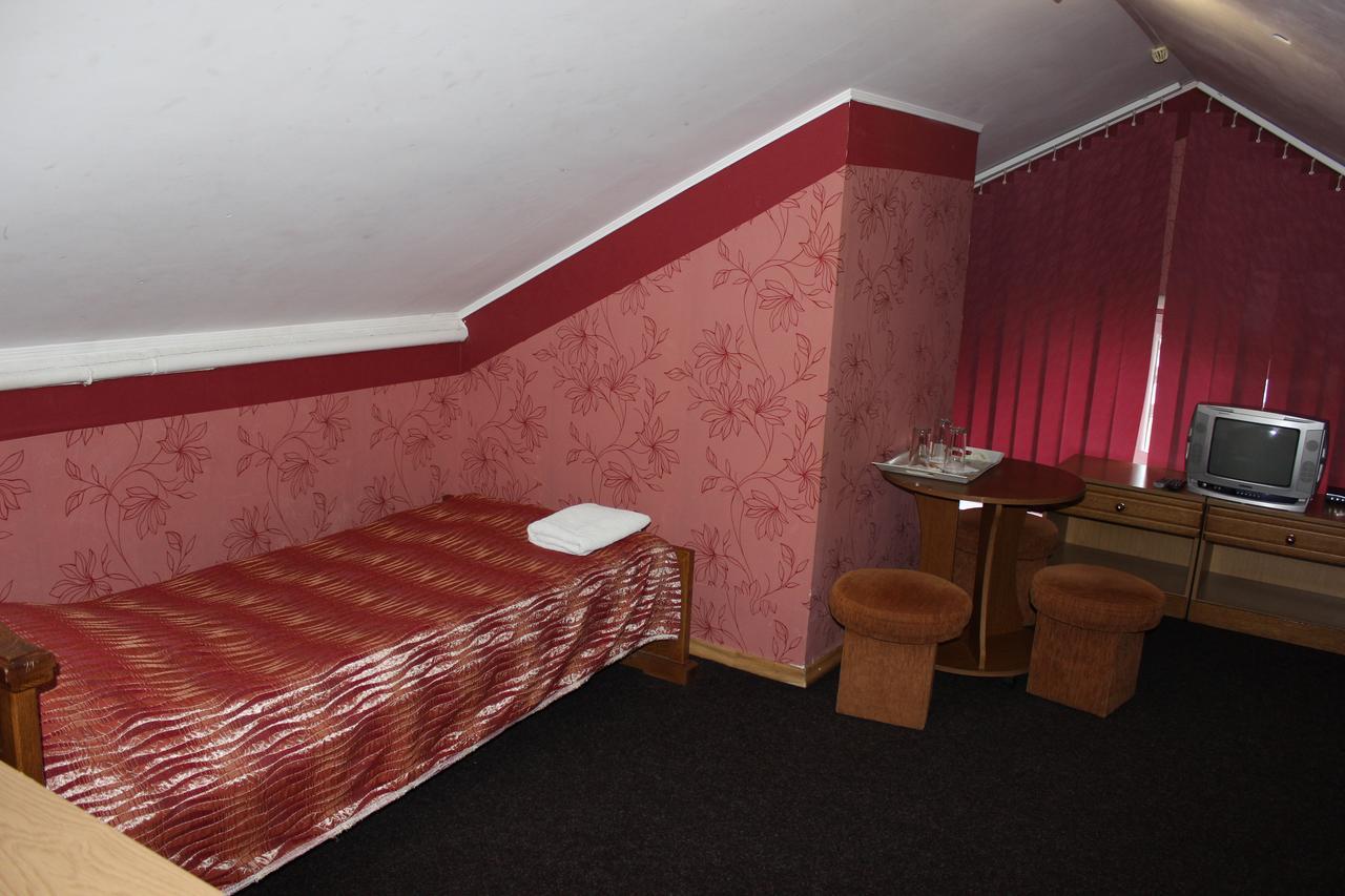 Zolota Pidkova Bed & Breakfast Kovel' Exterior photo